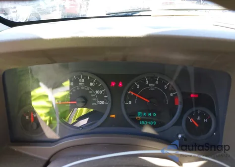 2008 Jeep Patriot Sport z USA, uszkodzony, nr VIN 1J8FF28W58D573793